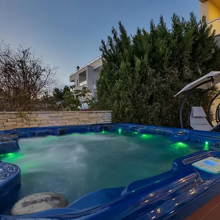 Appartement Lujnovic