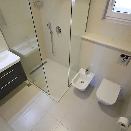 Appartement Lujnovic *