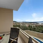 Lujnovic Apartment