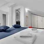 Lujnovic Apartment *