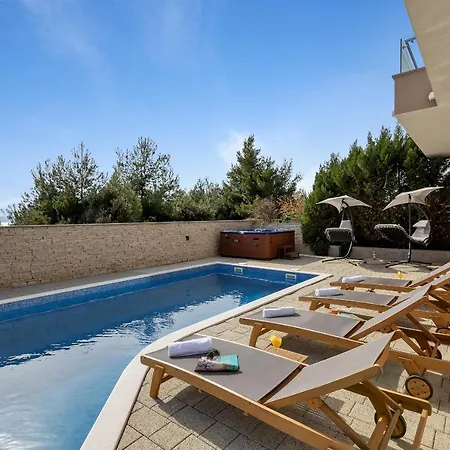 Lujnovic Apartmán