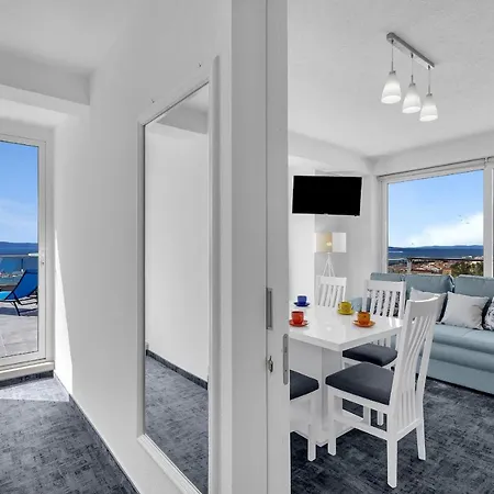 Lujnovic Apartament *