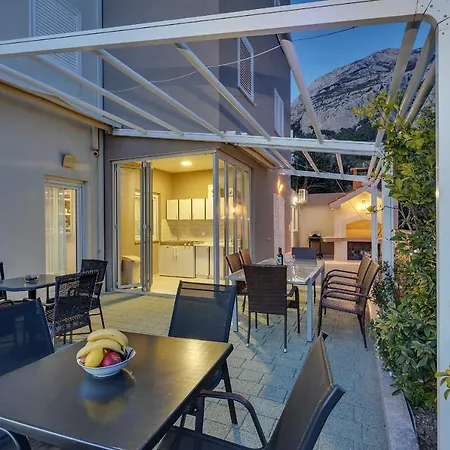 Lujnovic Apartmán *