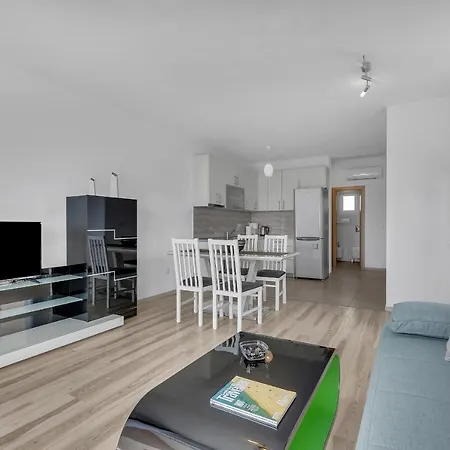 Apartamento Lujnovic *