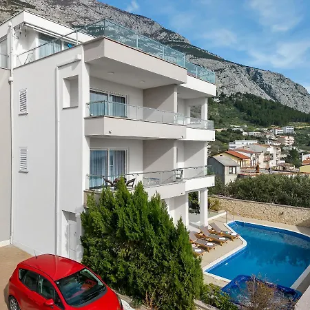 Lujnovic Apartament Makarska