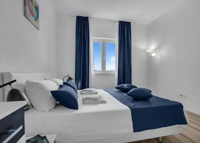 Lujnovic Appartement Makarska