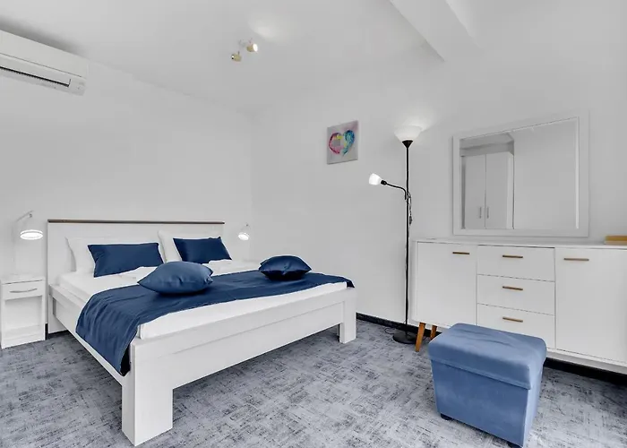 Lujnovic Appartement *